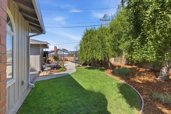 a picture of floor plan