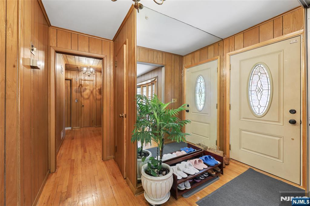 12 Beverly Road Englewood Cliffs, NJ 07632 - Photo 15 of 36
