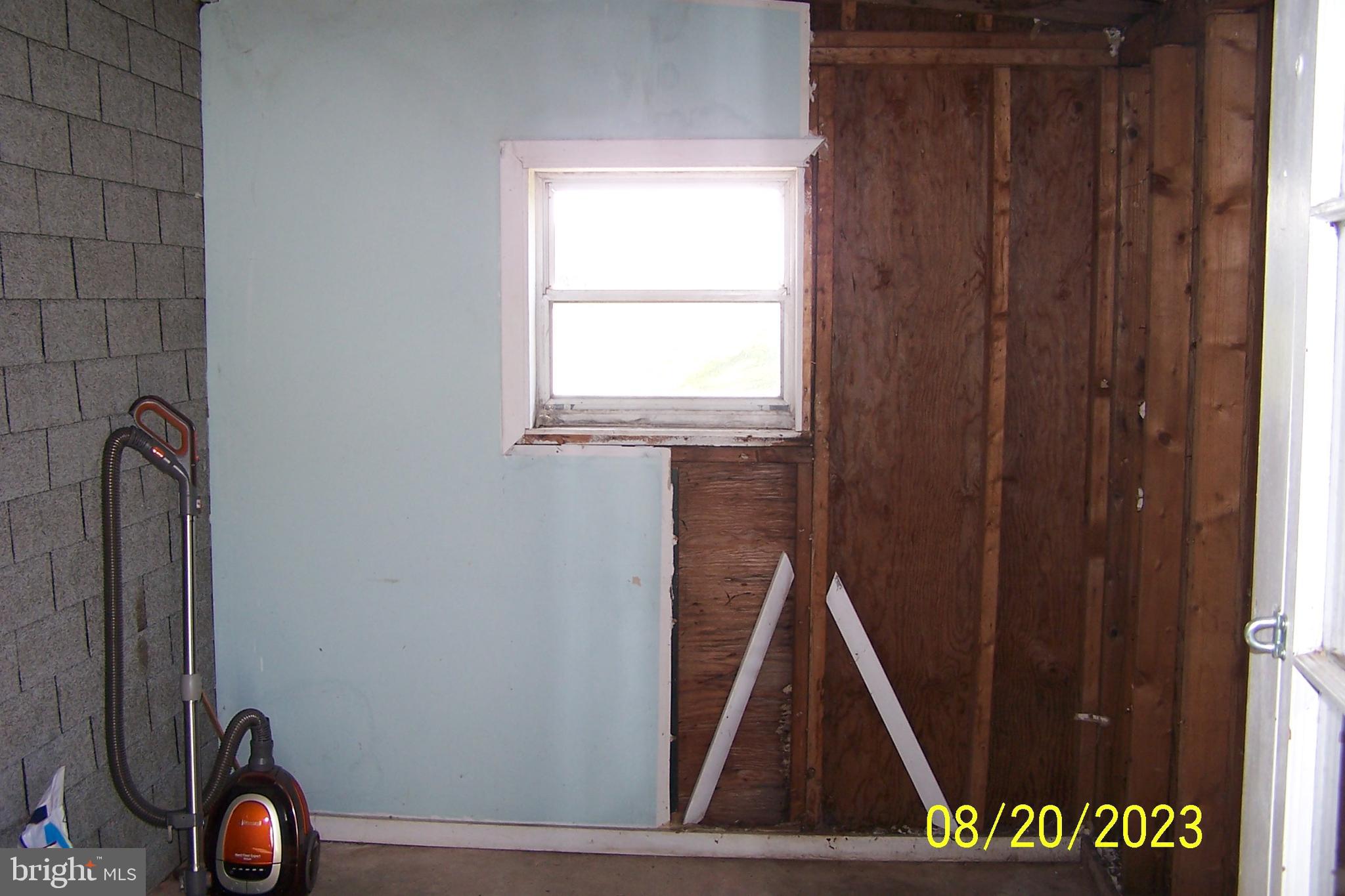 337 Rex Road Lehighton, PA 18235 - Photo 15 of 19 Enclosed rear storage area