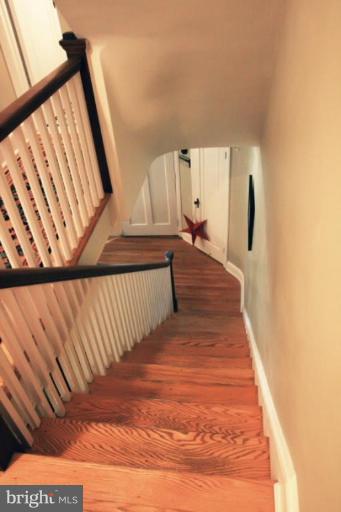 212 Dunkirk Road Baltimore, MD 21212 - Photo 28 of 30 a view of entryway