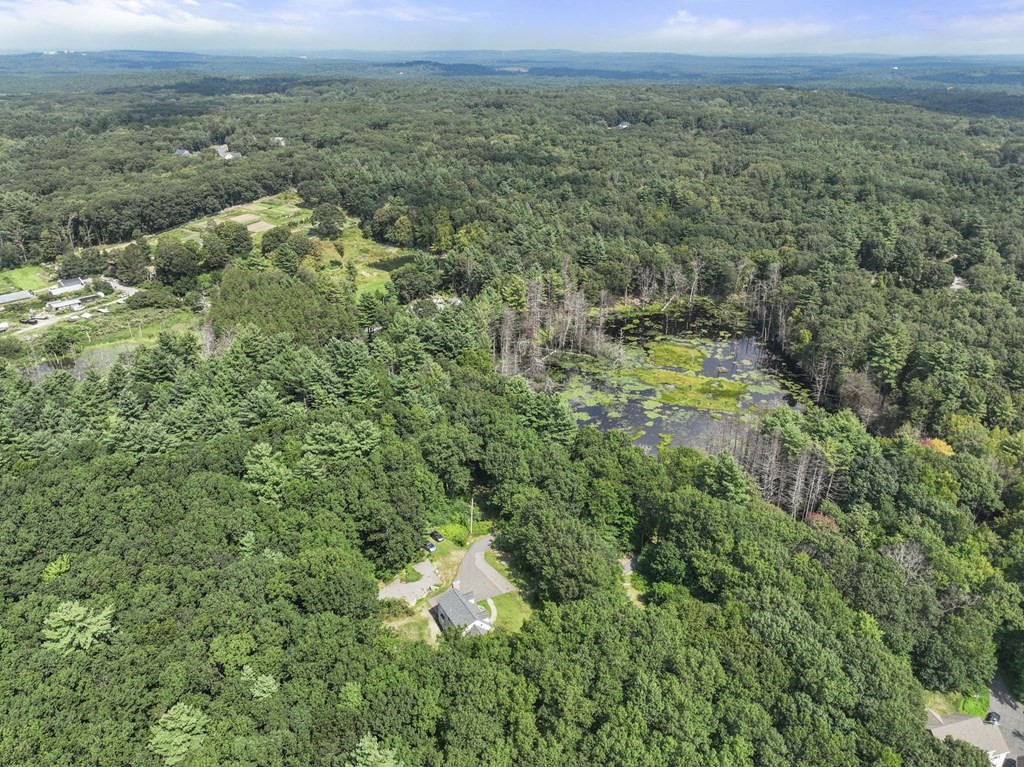 21 Davis Road Tyngsboro, MA 01879 - Photo 29 of 32 Gallery Image 29