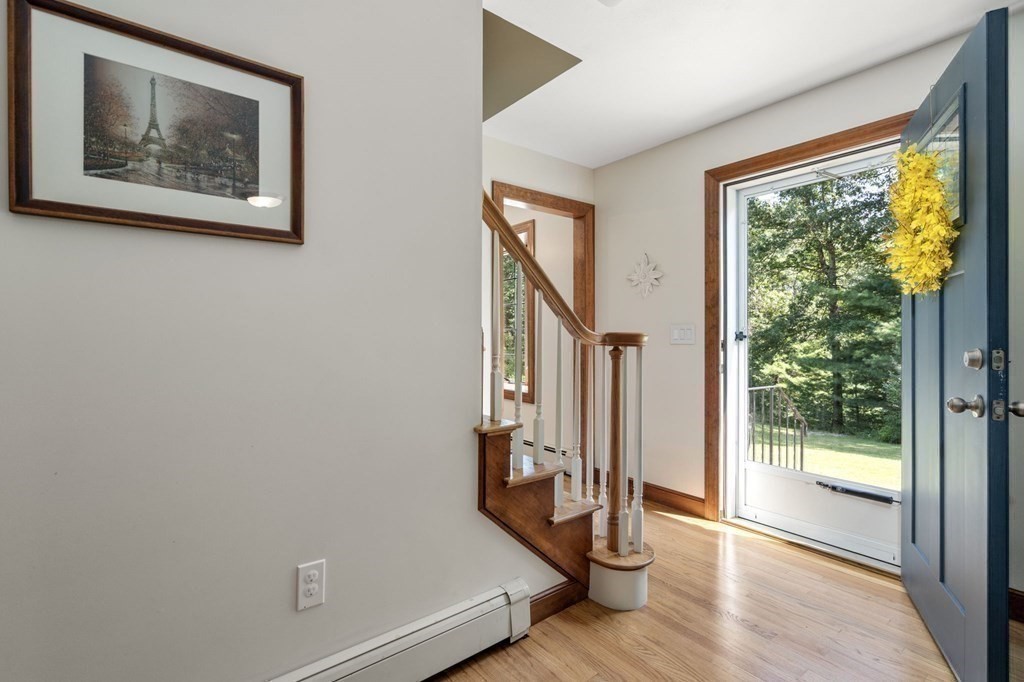 21 Davis Road Tyngsboro, MA 01879 - Photo 8 of 32 Gallery Image 8
