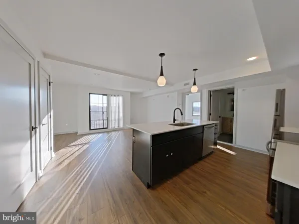 $1,850 | 5001 Umbria Street, Unit P622, Philadelphia, PA 19128