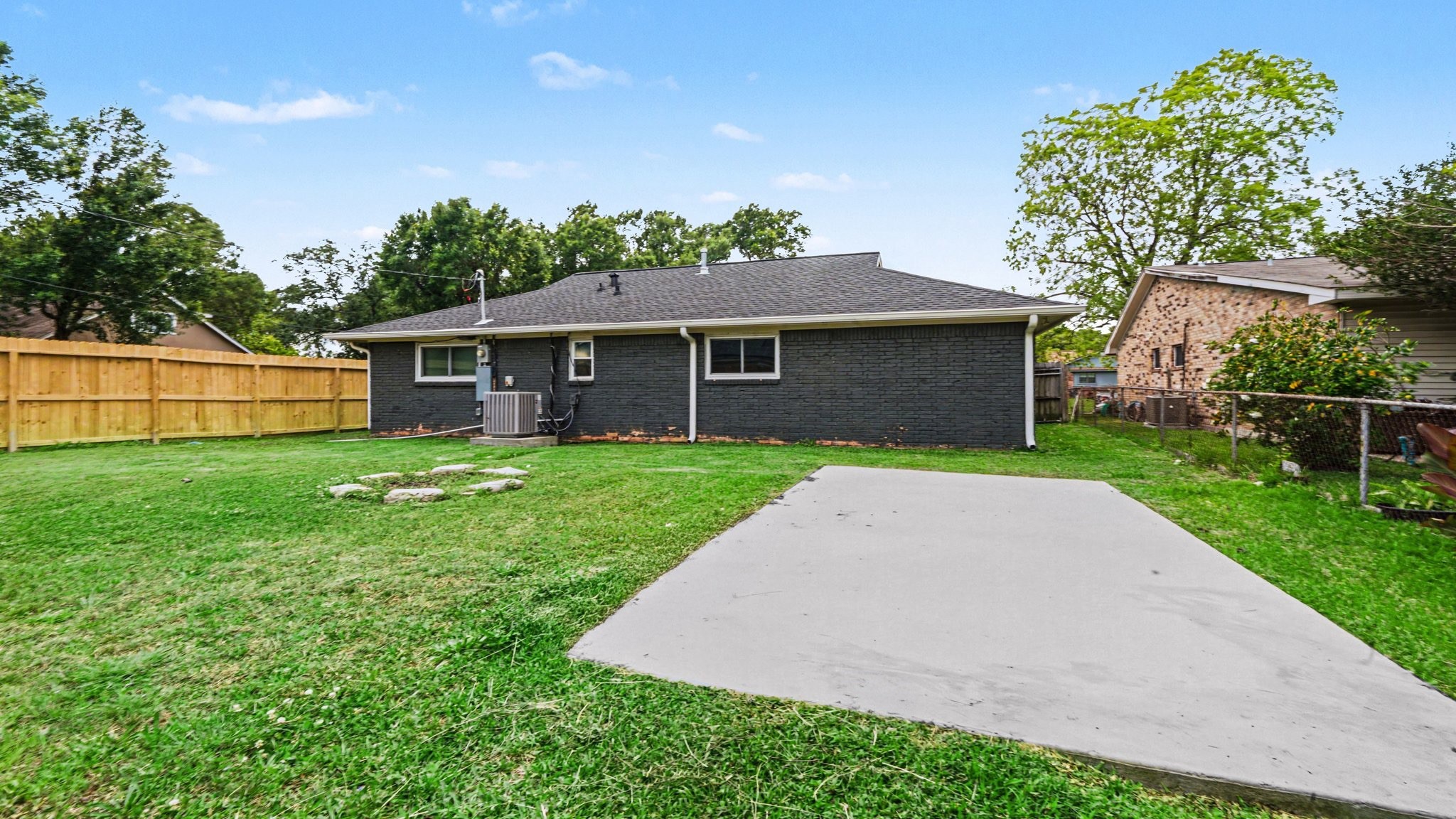 5318 Hemlock Drive Baytown, TX 77521 - Photo 19 of 23