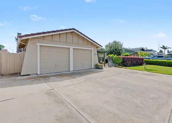 $520,000 | 1252 Sterling Place, Manteca, CA 95336
