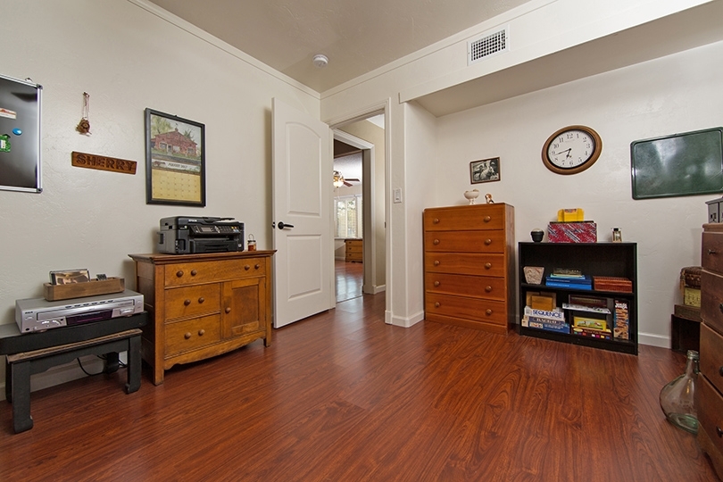 9415 Doheny Road Santee, CA 92071 - Photo 15 of 25