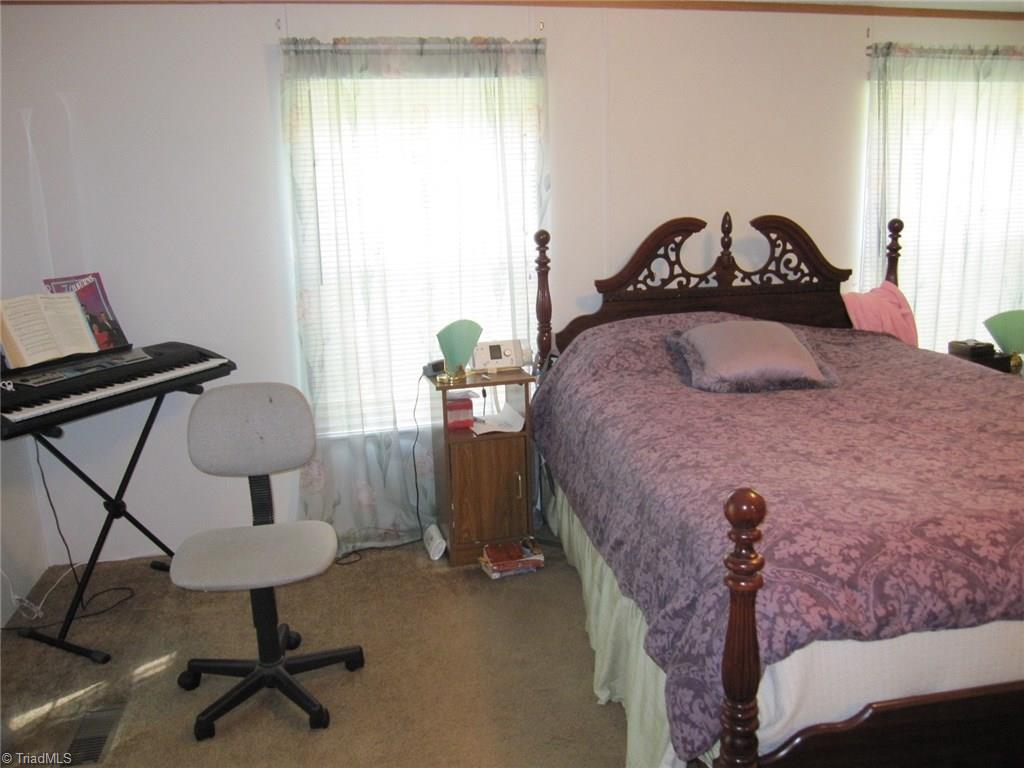 614 Essick Road Lexington, NC 27295 - Photo 12 of 18 Gallery Image 12