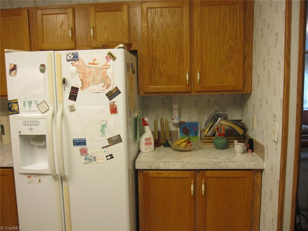 614 Essick Road Lexington, NC 27295 - Photo 6 of 18 Gallery Image 6