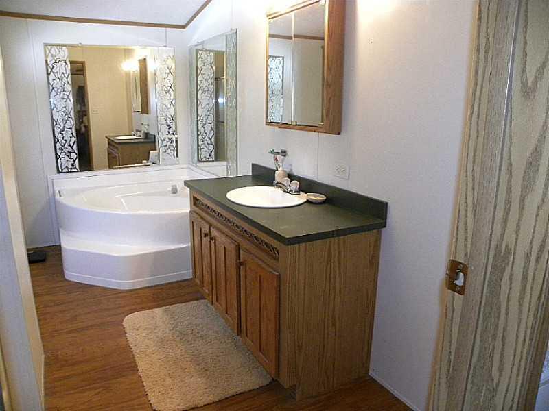 149 Old Lewiston Road North Monmouth, ME 04265 - Photo 22 of 29 Master Bath/Spa.