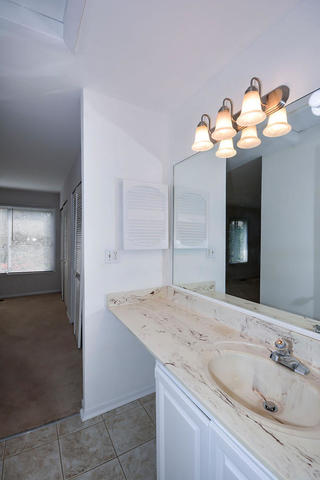 445 Old Surrey Road Hinsdale, IL 60521 - Photo 20 of 29