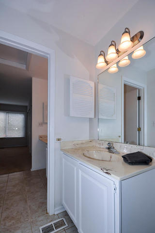 445 Old Surrey Road Hinsdale, IL 60521 - Photo 22 of 29