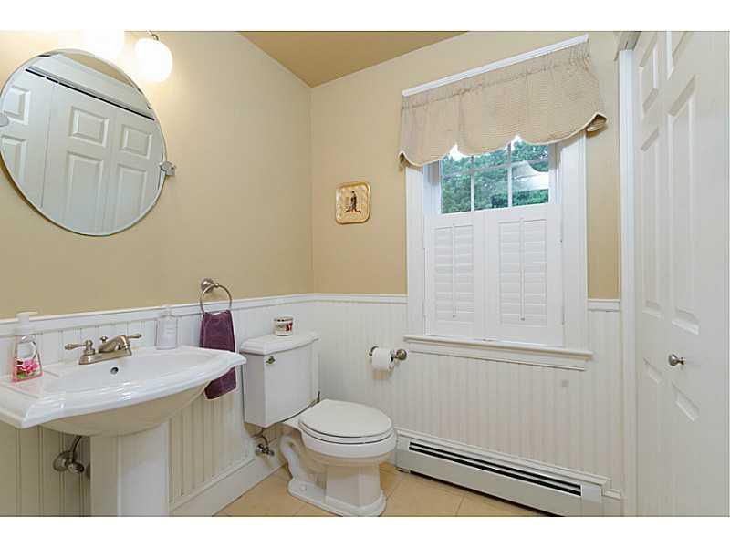 93 Rivers Edge Drive Portland, ME 04103 - Photo 27 of 35 Bathroom.