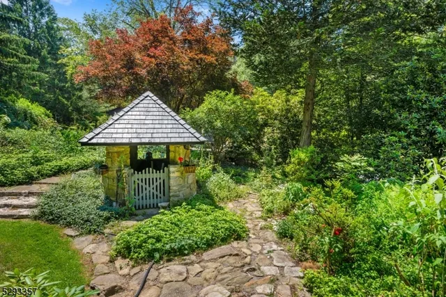 $950,000 | 130 Kings Highway, Hackettstown, NJ 07840