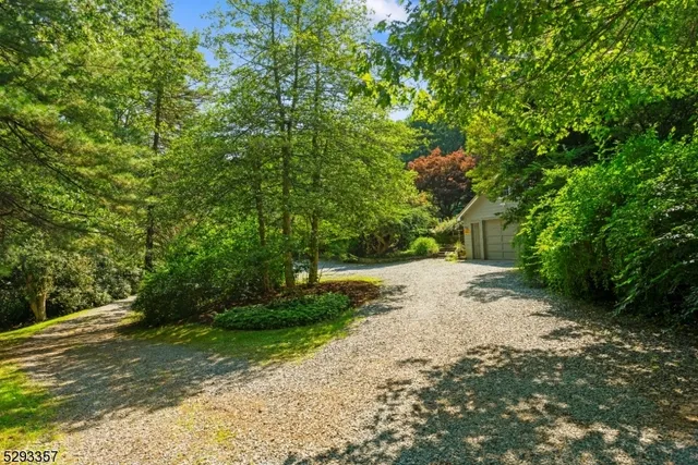 $950,000 | 130 Kings Highway, Hackettstown, NJ 07840