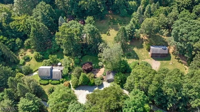 $950,000 | 130 Kings Highway, Hackettstown, NJ 07840