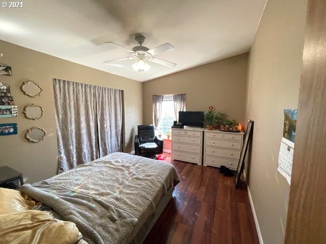 13494 Southwest Campbell Road Hillsboro, OR 97123 - Photo 19 of 32