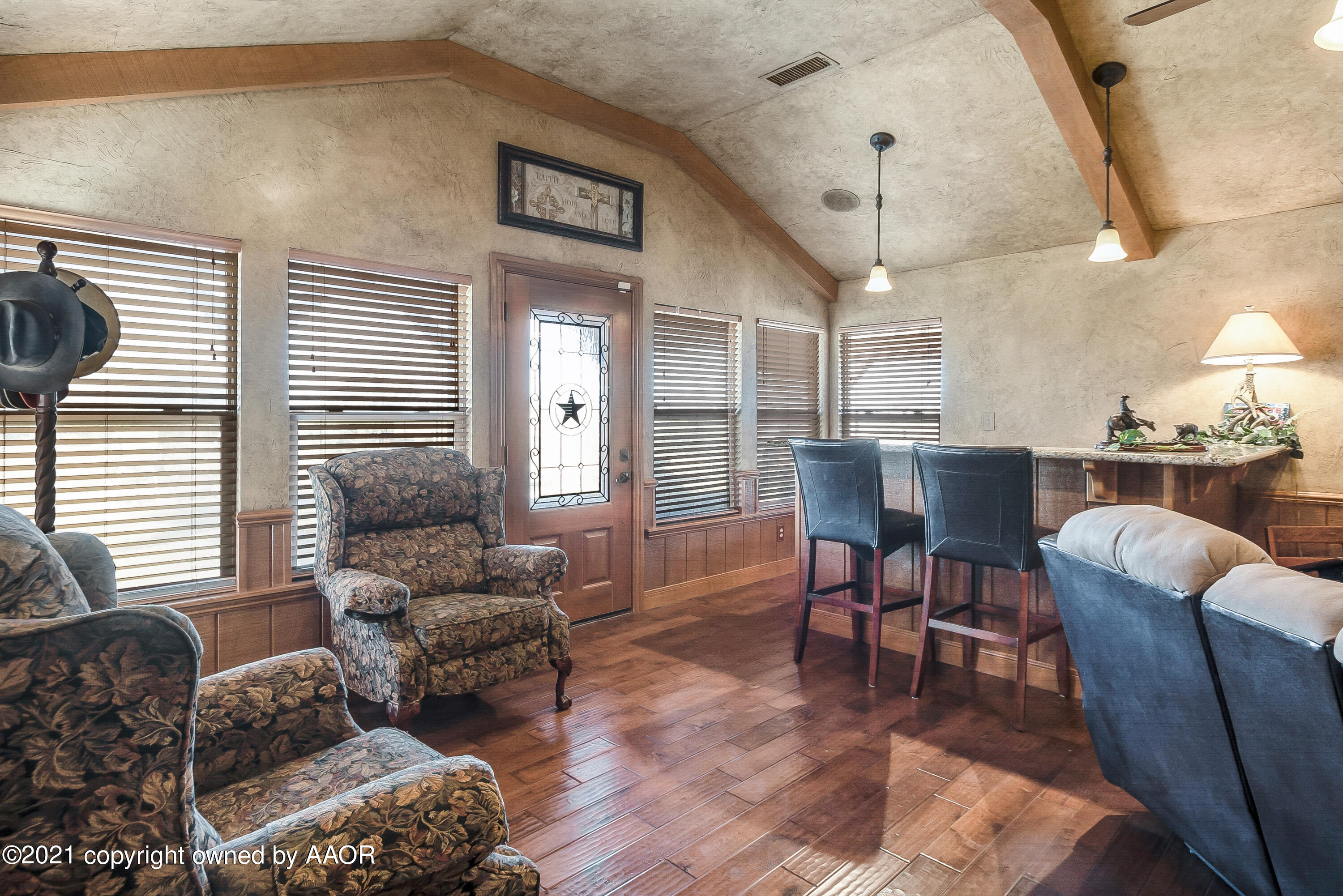12900 Zita Road Amarillo, TX 79118 - Photo 14 of 32 014_Family Room