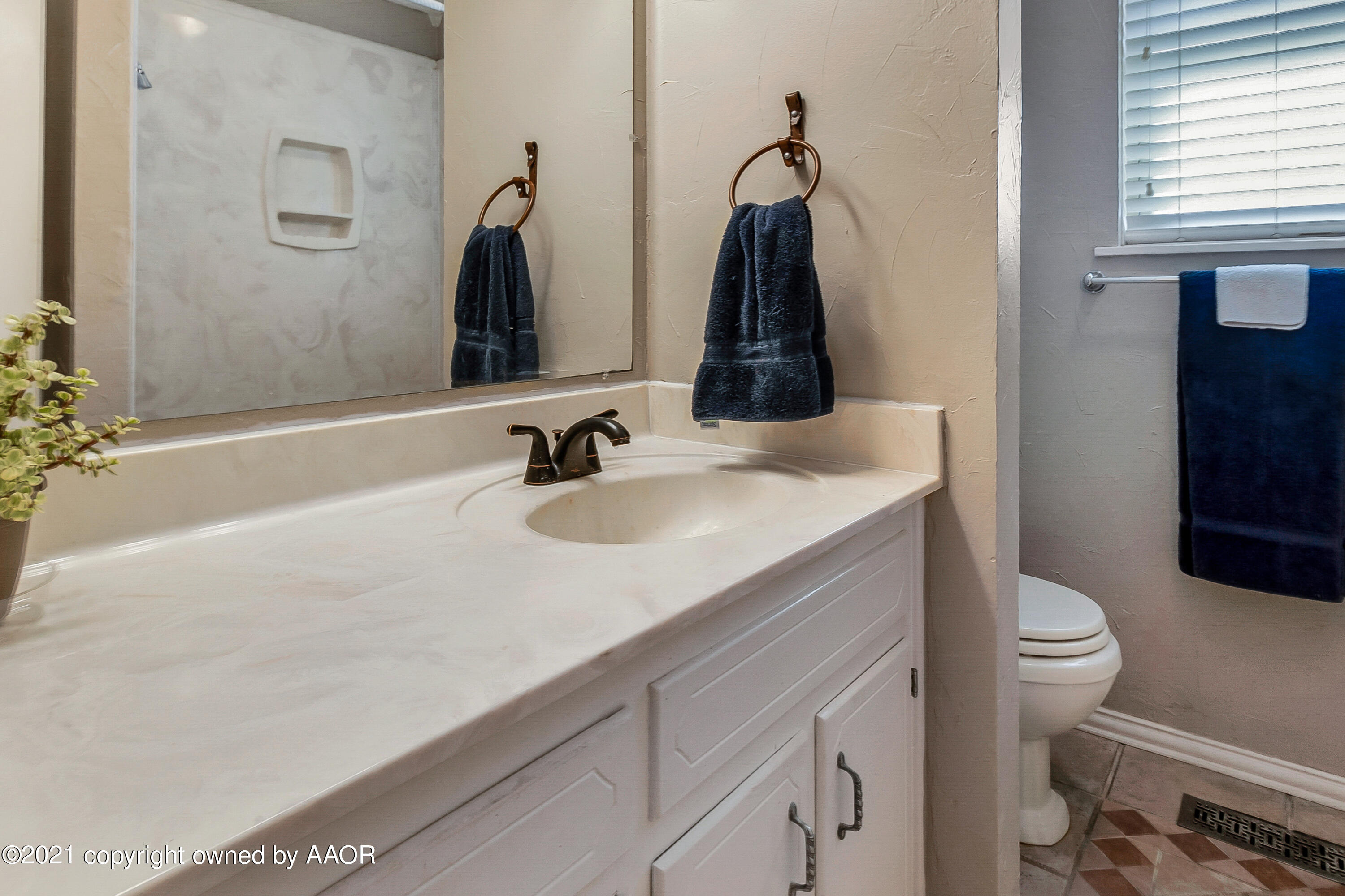 12900 Zita Road Amarillo, TX 79118 - Photo 20 of 32 020_Bath