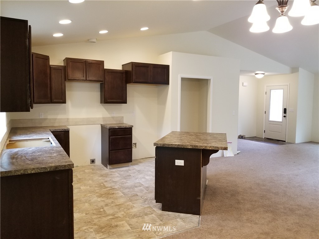 479 South Military Road Winlock, WA 98596 - Photo 4 of 13