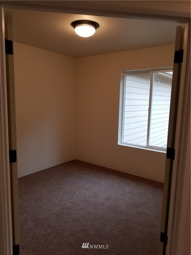 479 South Military Road Winlock, WA 98596 - Photo 6 of 13