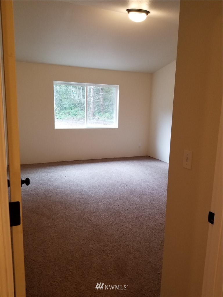 479 South Military Road Winlock, WA 98596 - Photo 8 of 13