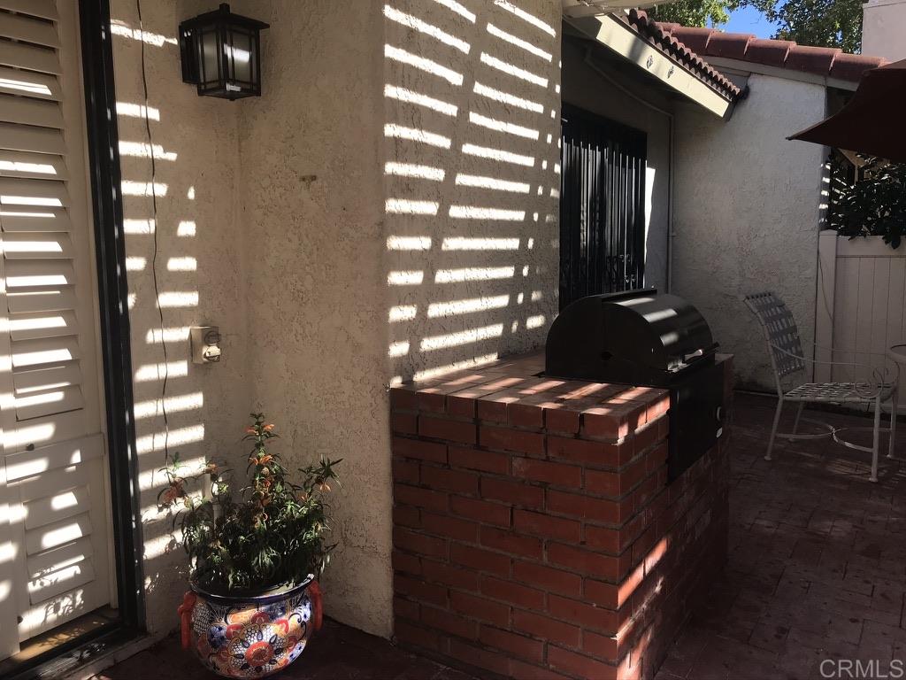 1933 Springdale Lane Encinitas, CA 92024 - Photo 14 of 21