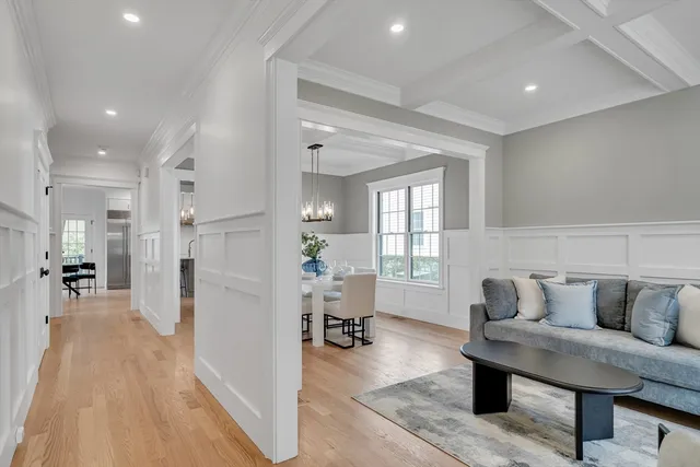 $2,599,000 | 17 Hamilton Road, Lexington, MA 02420