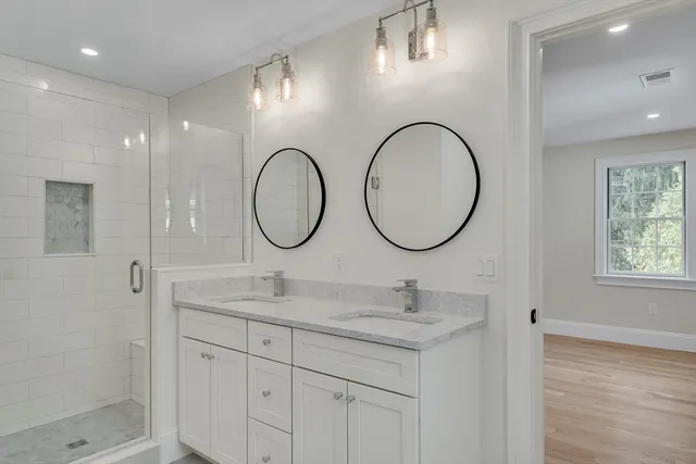 $2,599,000 | 17 Hamilton Road, Lexington, MA 02420