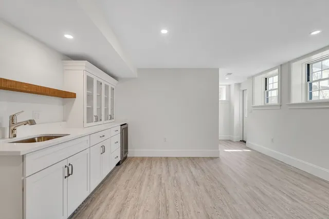 $2,599,000 | 17 Hamilton Road, Lexington, MA 02420