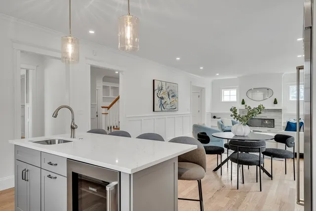 $2,599,000 | 17 Hamilton Road, Lexington, MA 02420