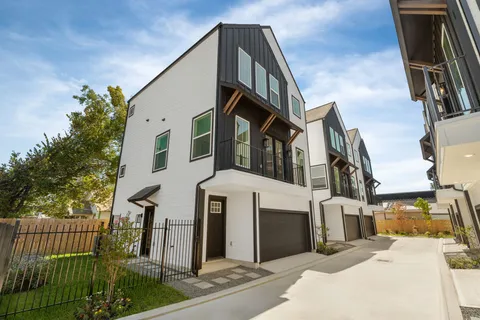 $454,900 | 719 Thornton Road, Unit A, Houston, TX 77018