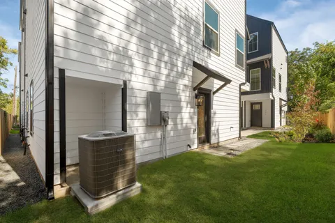 $454,900 | 719 Thornton Road, Unit A, Houston, TX 77018