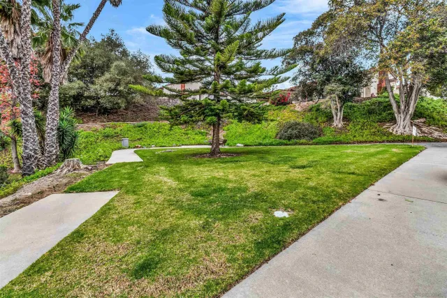 $650,000 | 2015 Daren Glen, Escondido, CA 92026