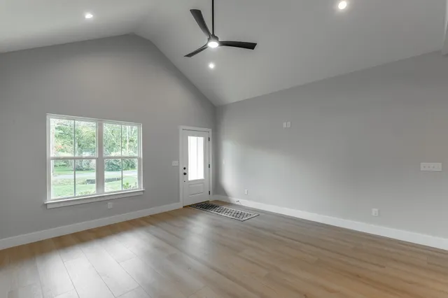 $2,100 | 125 Centro Street, Chattanooga, TN 37419