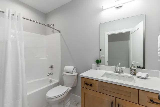 $2,100 | 125 Centro Street, Chattanooga, TN 37419