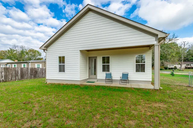 $2,100 | 125 Centro Street, Chattanooga, TN 37419