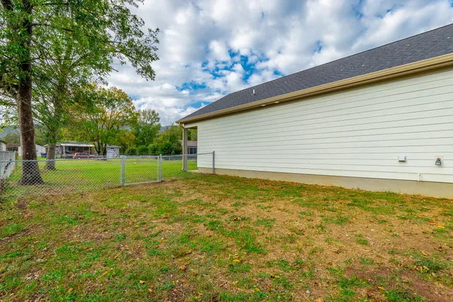 $2,100 | 125 Centro Street, Chattanooga, TN 37419