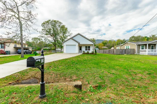 $2,100 | 125 Centro Street, Chattanooga, TN 37419