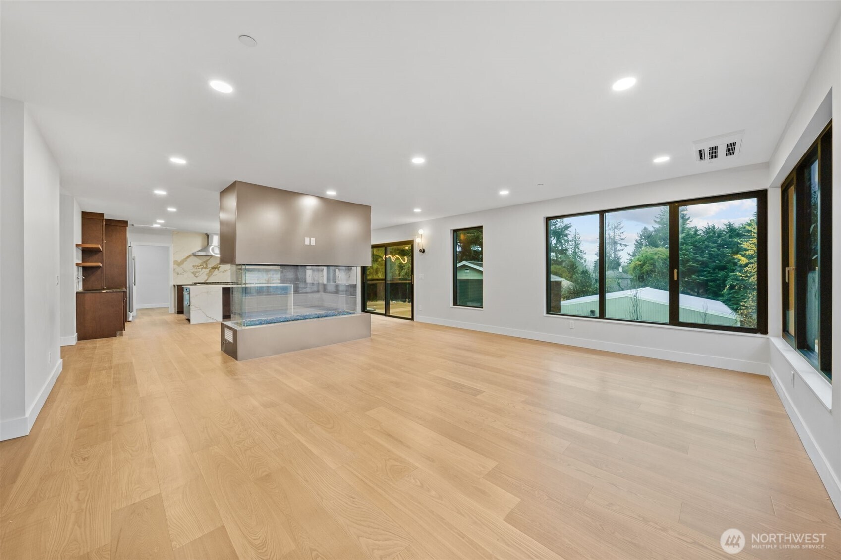 7905 240th Street Southwest Edmonds, WA 98026 - Photo 12 of 34