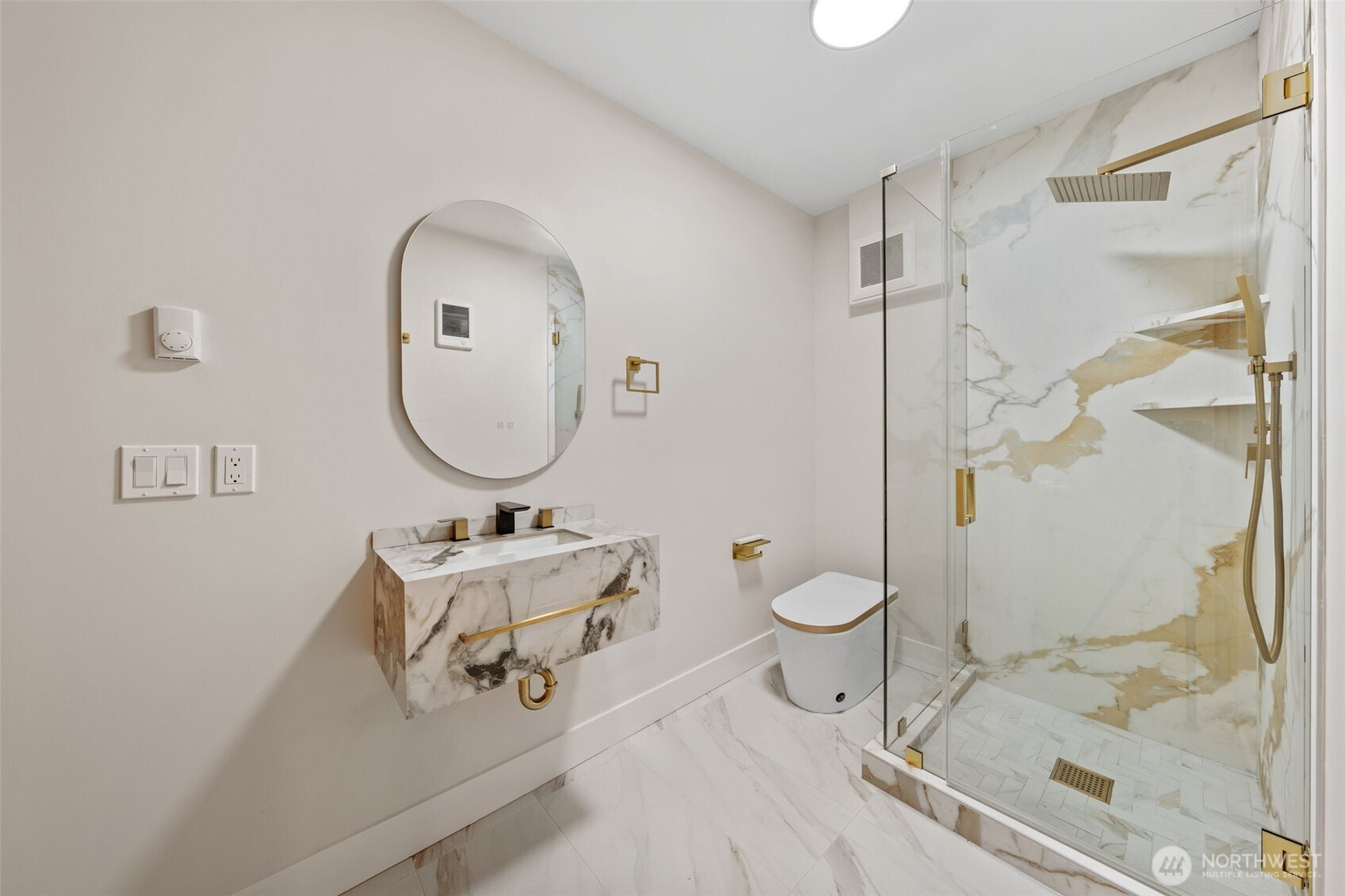 7905 240th Street Southwest Edmonds, WA 98026 - Photo 13 of 34