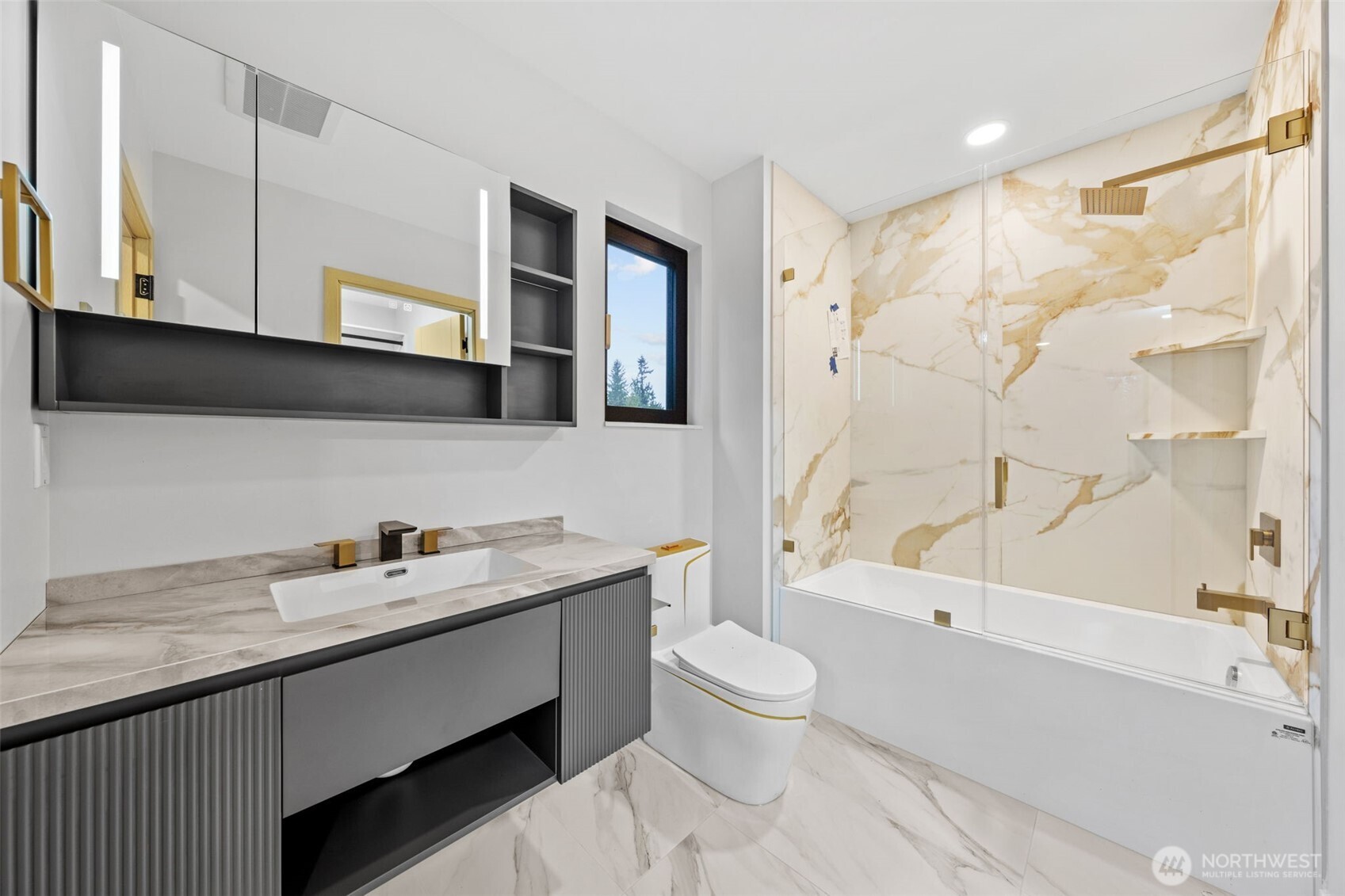 7905 240th Street Southwest Edmonds, WA 98026 - Photo 18 of 34