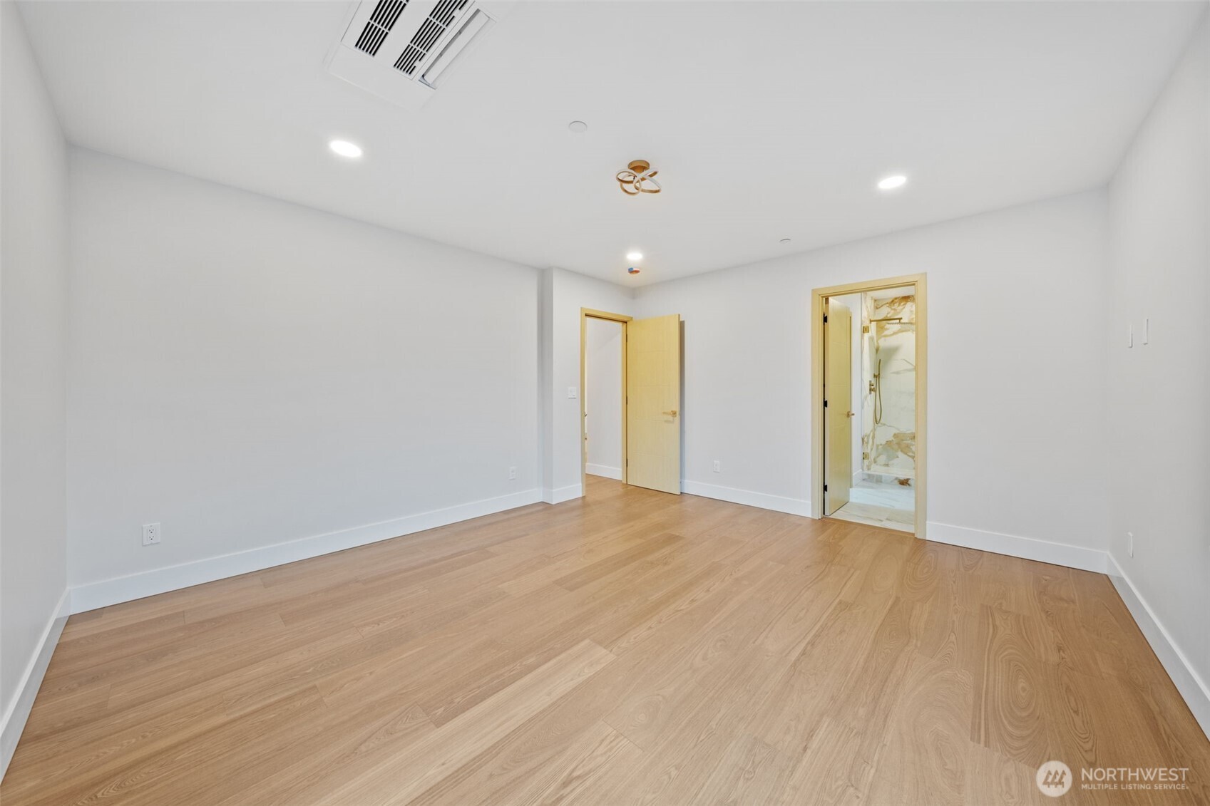 7905 240th Street Southwest Edmonds, WA 98026 - Photo 19 of 34