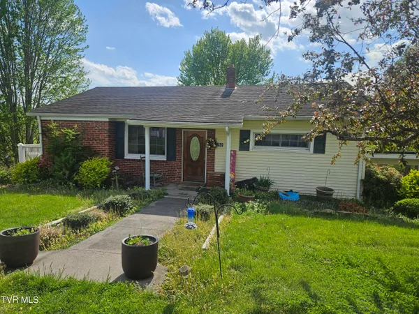 $88,300 | 150 Tyrone Street, Dungannon, VA 24245