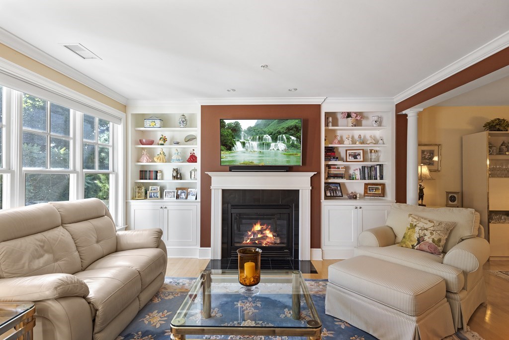 39 Intrepid Circle, Unit 102 Marblehead, MA 01945 - Photo 3 of 23 Gallery Image 3