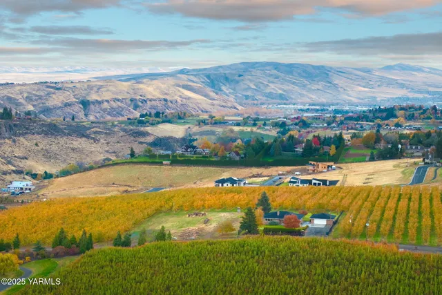 $549,900 | 7507 Scenic Drive, Yakima, WA 98908