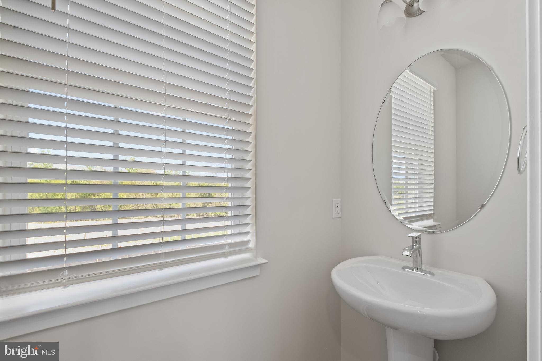 5019 Silver Oak Drive Rosedale, MD 21237 - Photo 33 of 43