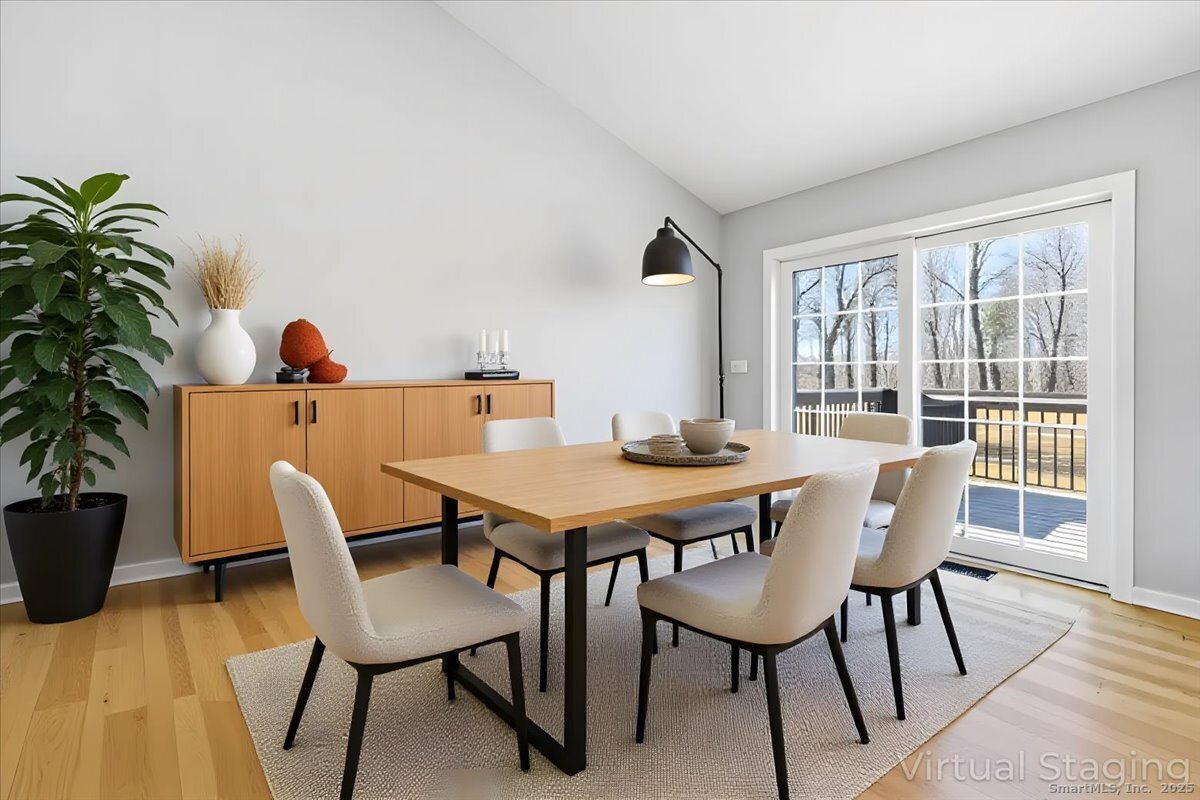 1084 East Lake Road Montville, CT 06370 - Photo 13 of 39