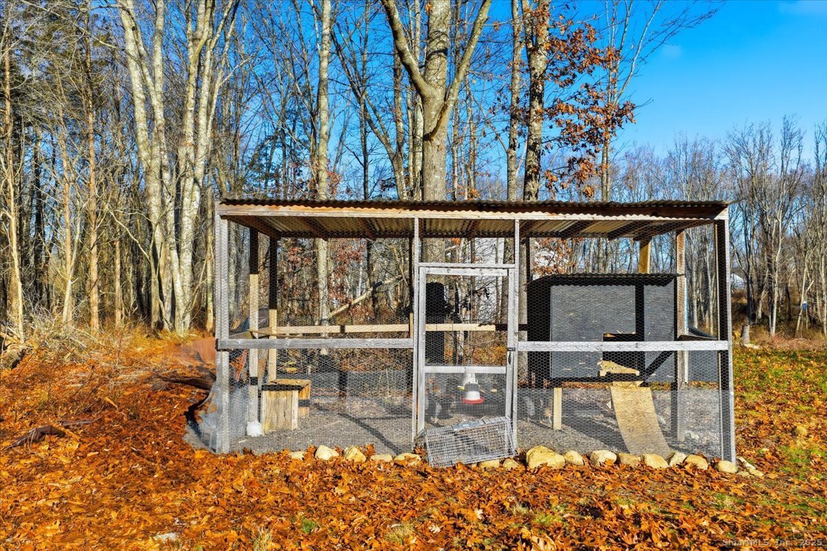 1084 East Lake Road Montville, CT 06370 - Photo 33 of 39