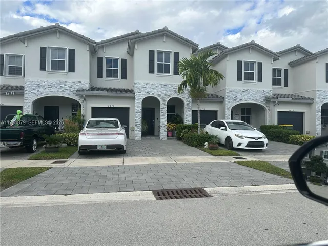 $2,800 | 2615 Southeast 12th Street, Homestead, FL 33035