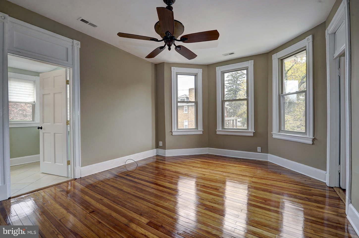 7222 Blair Road Northwest Washington, DC 20012 - Photo 16 of 30 Bedroom (Master)